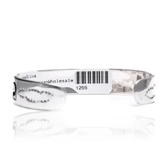 Storyteller .925 Sterling Silver Navajo Handmade Native American Cuff Bracelet 1255 Storyteller .925 Sterling Silver Navajo Handmade Native American Cuff Bracelet 1255