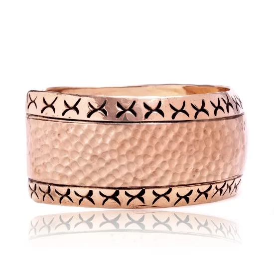 Hammered Copper Navajo Native American Handmade Cuff Bracelet 12939 Hammered Copper Navajo Native American Handmade Cuff Bracelet 12939