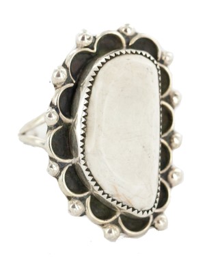 Navajo Handmade Certified Authentic .925 Sterling Silver Natural White Buffalo Native American Ring 17023-10