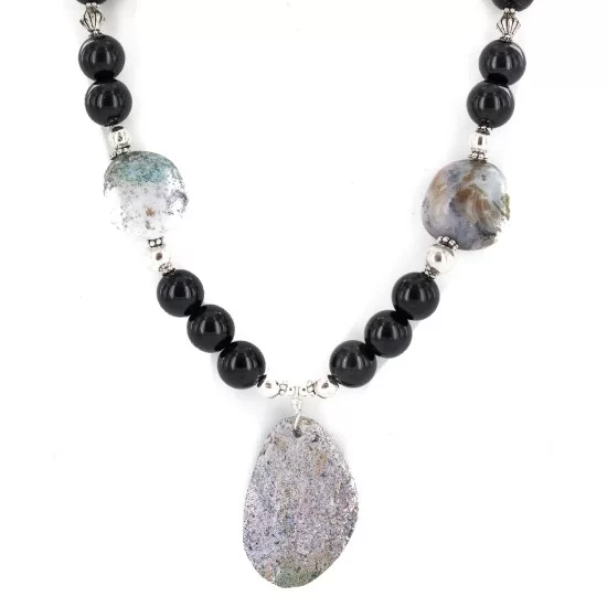 .925 Sterling Silver Navajo Natural Black Onyx Jasper Native American Necklace 24512-8 .925 Sterling Silver Navajo Natural Black Onyx Jasper Native American Necklace 24512-8