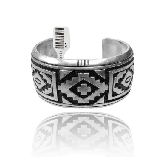 Detailed .925 Sterling Silver Navajo Native American Overlay Cuff Bracelet 32120