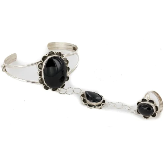 Large Handmade Navajo .925 Sterling Silver Natural Black Onyx Hand Chain Bracelet Native American Ring 12878 Large Handmade Navajo .925 Sterling Silver Natural Black Onyx Hand Chain Bracelet Native American Ring 12878