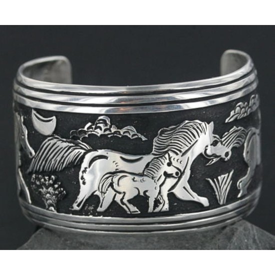 .925 Sterling Silver Sterling Handmade Horse Certified Authentic Navajo Storyteller Native American Bracelet 390673566471