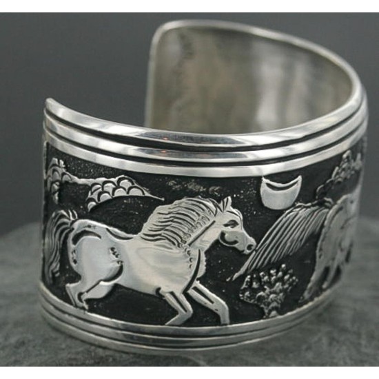 .925 Sterling Silver Sterling Handmade Horse Certified Authentic Navajo Storyteller Native American Bracelet 390673566471