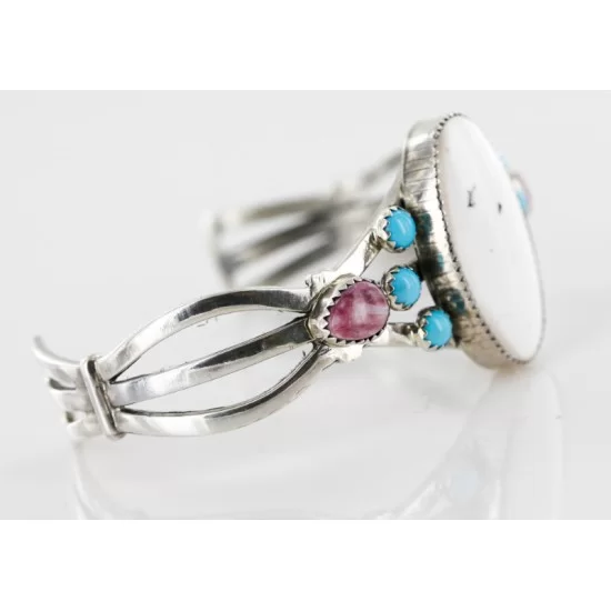 Handmade Navajo .925 Sterling Silver Native American Bracelet And White Howlite Purple Spiny Oyster 12423 Handmade Navajo .925 Sterling Silver Native American Bracelet And White Howlite Purple Spiny Oyster 12423