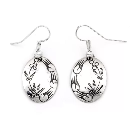 Flower Bear Paw .925 Starling Silver Handmade Navajo Native American Earrings 27260-7 Flower Bear Paw .925 Starling Silver Handmade Navajo Native American Earrings 27260-7
