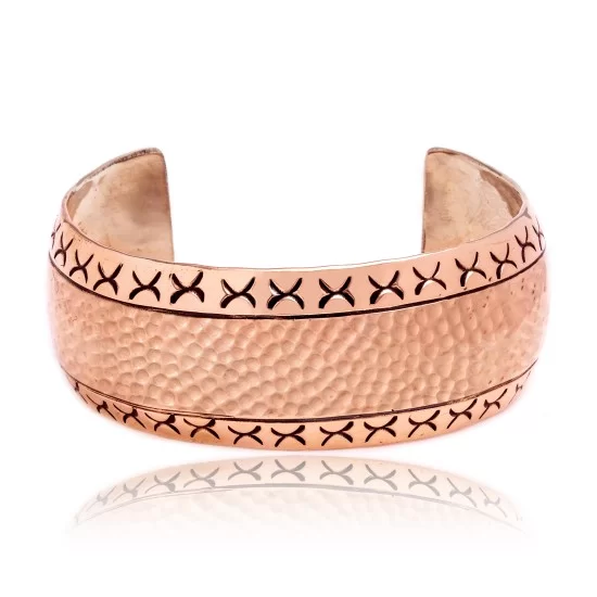 Hammered Copper Navajo Native American Handmade Cuff Bracelet 12939 Hammered Copper Navajo Native American Handmade Cuff Bracelet 12939