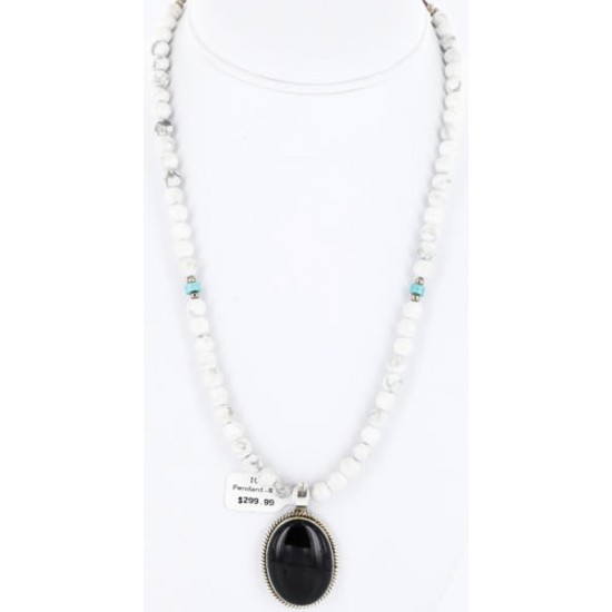 Handmade Certified Authentic Navajo .925 Sterling Silver BLACK ONYX and WHITE Turquoise Native American Necklace 371020814624