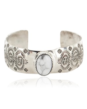 Nickel Navajo Handmade Certified Authentic White Howlite Native American Bracelet 13026-3